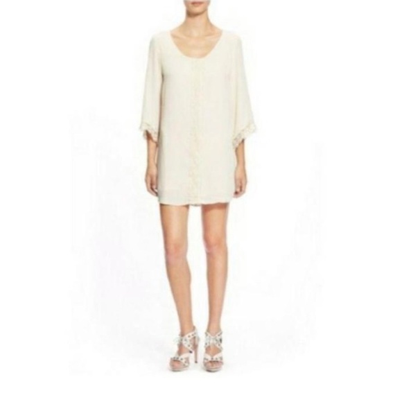 ASTR Cream Lace Boho Scoop Mini Baby Doll
Shift Dress - Picture 2 of 10